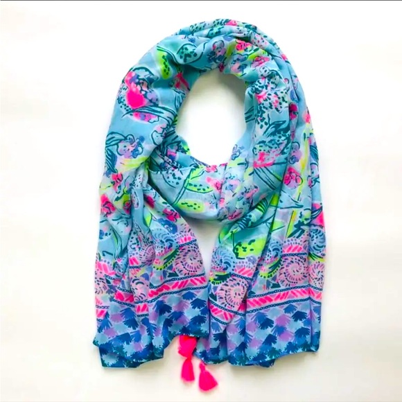 RARE LILLY PULITZER RESORT
SCARF WRAP LILLIAN
OVERSIZED BLANKET
ENGINEERED WRAP - Picture 2 of 5
